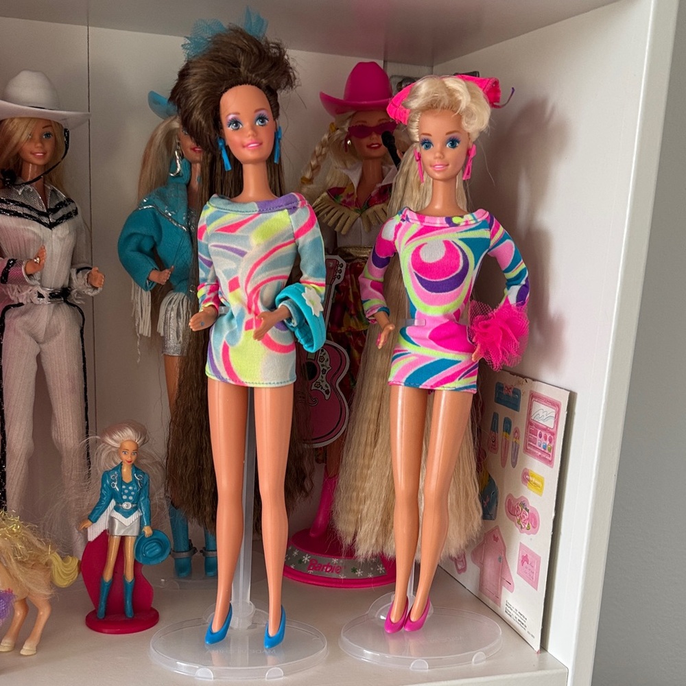 Barbie Totally hair brunette and blond hair.